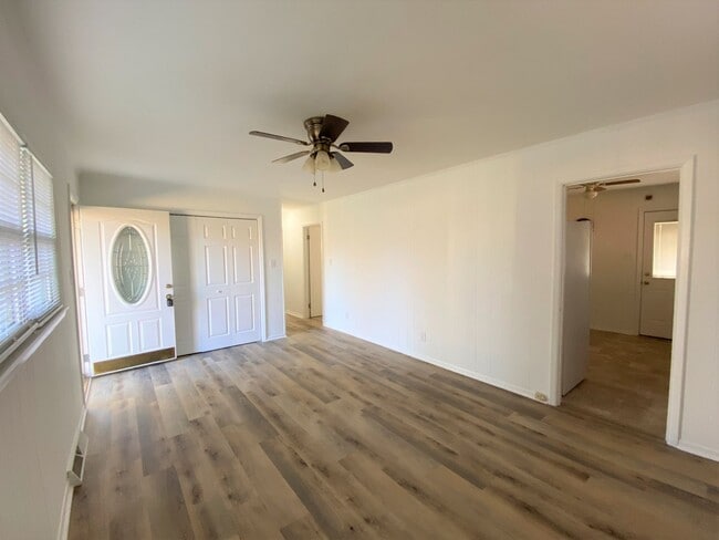Photo - ~~ Cute 3-bedroom Brick Ranch located in B...