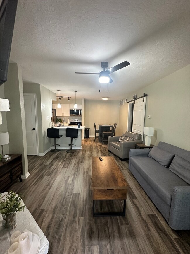 Photo - 250 El Dorado Blvd Unidad 150