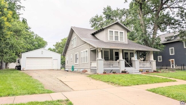 Photo - 708 Union St