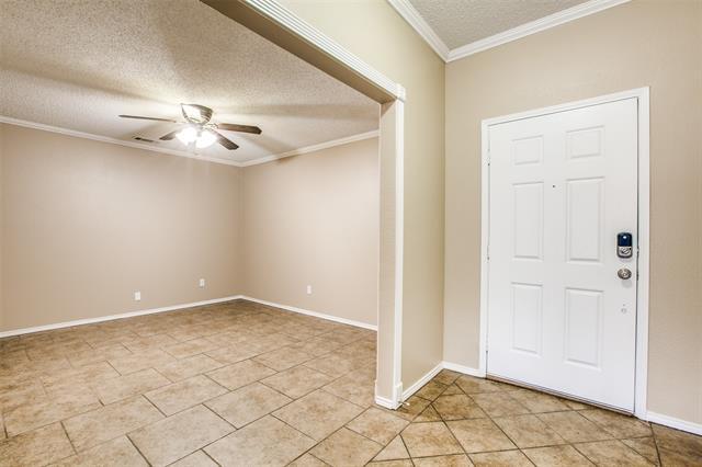 Photo - 14 Enchanted Ct