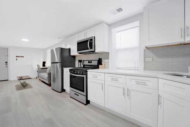 Photo - 1226 W 31st Pl Unit 1226 W 31st Pl