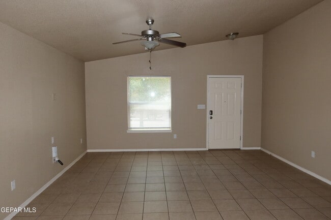 Photo - 14217 Otter Point Ct