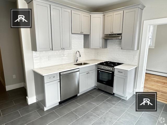 Building Photo - 5 bedroom in Allston MA 02134 Unit 5 Rental