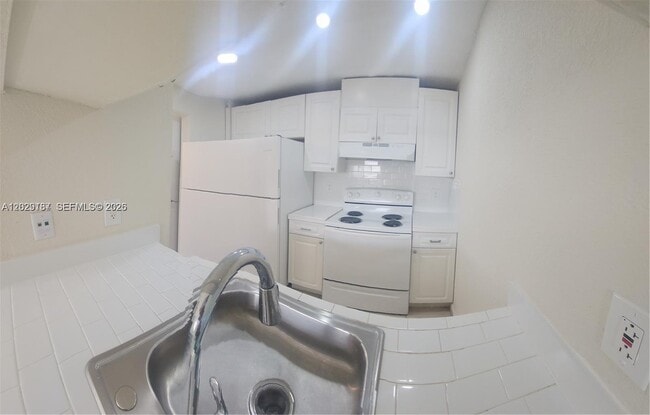 Photo - 19600 SW 110th Ct Unidad 209