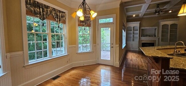 Photo - 6926 Linkside Ct