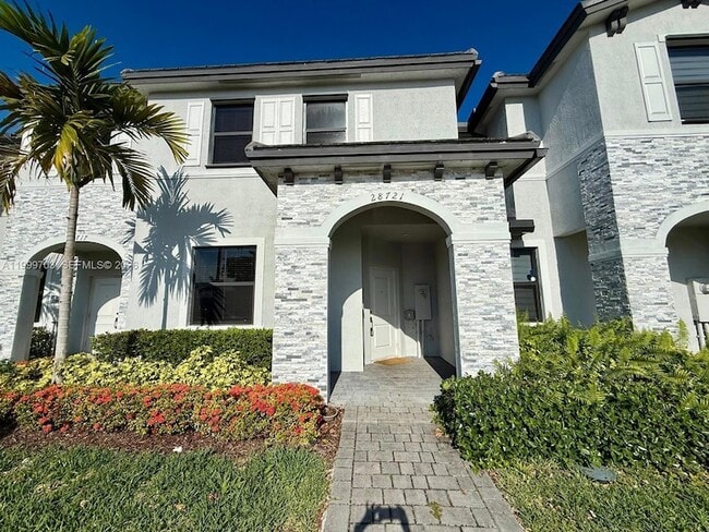 Building Photo - 28721 SW 132nd Pl