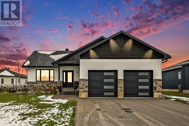 Photo - 18 Morrison Dr