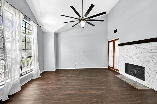 Photo - 4919 Dobbin Springs Ln