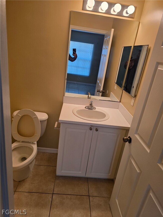 Photo - 2633 Sunniland Blvd