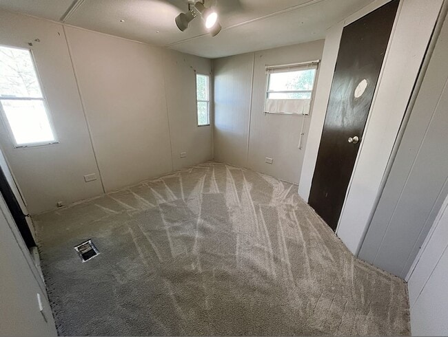 Photo - 1360 E Commercial St Unit 1360 E Commercial Trailer A