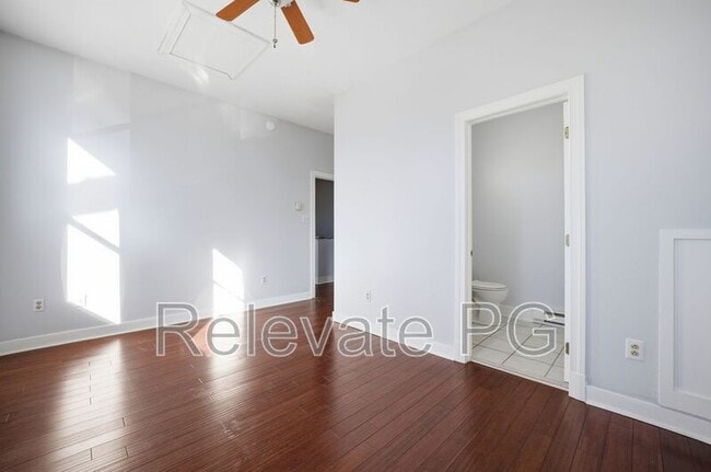 Photo - 2206 Parkwood Ave