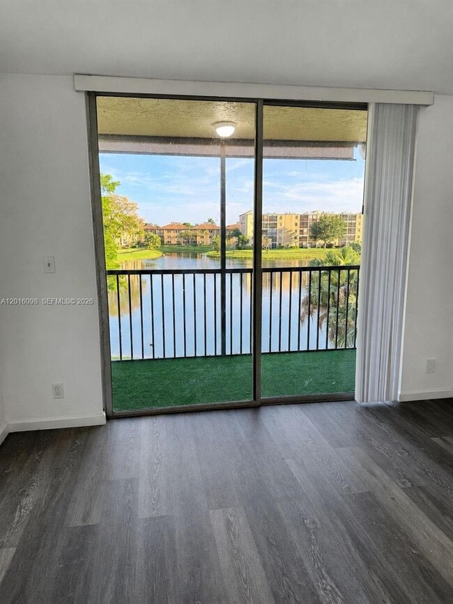 Photo - 7900 NW 50th St Unit 303