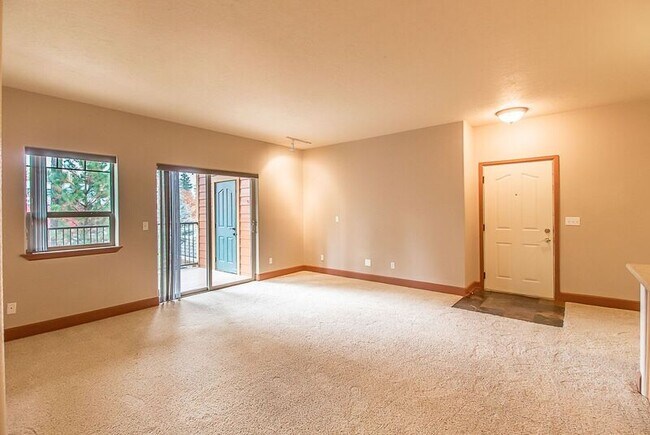 Photo - 6670 N Spurwing Loop Unidad 203