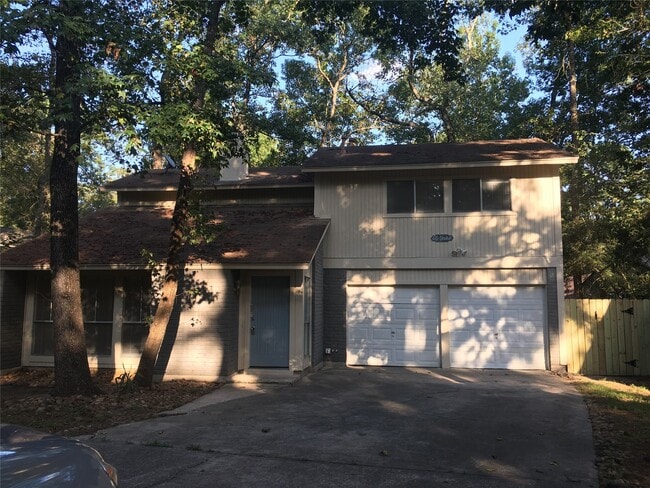 Building Photo - 65 Yewleaf Rd