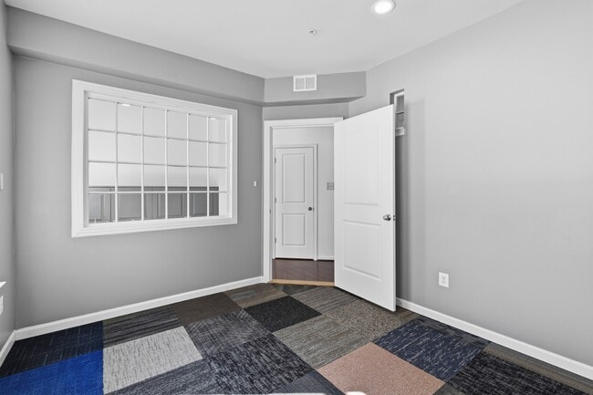 Photo - 1137 Red Hawk Way