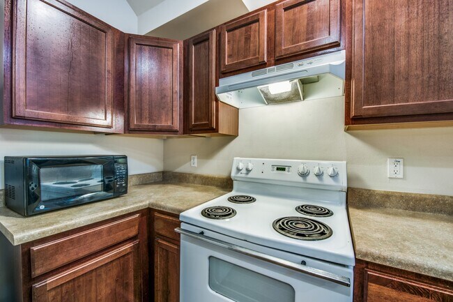Photo - 7811 Kingsbury Wood Unidad 4
