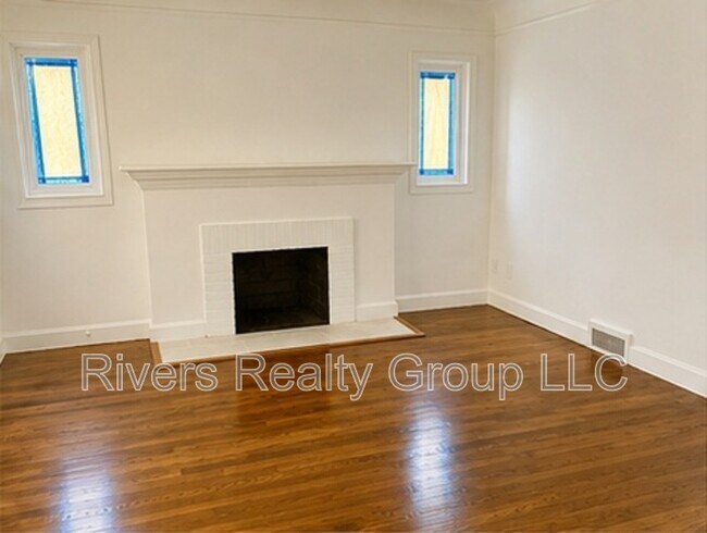 Photo - 16811 Cruse St