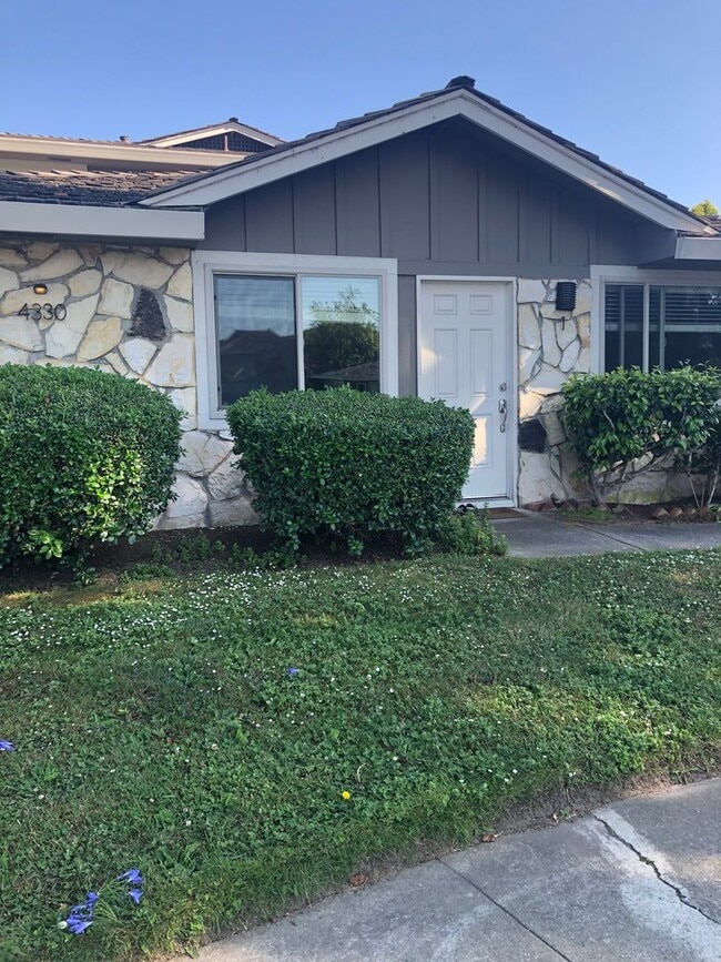 Photo - Cozy 2Br/1Ba Near the Beach Unit 1