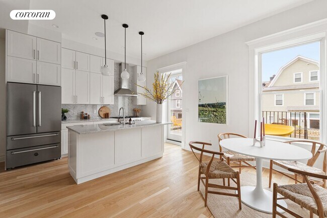 Photo - 82 Rutland Rd