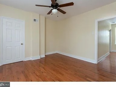 Photo - 2207 Bainbridge St