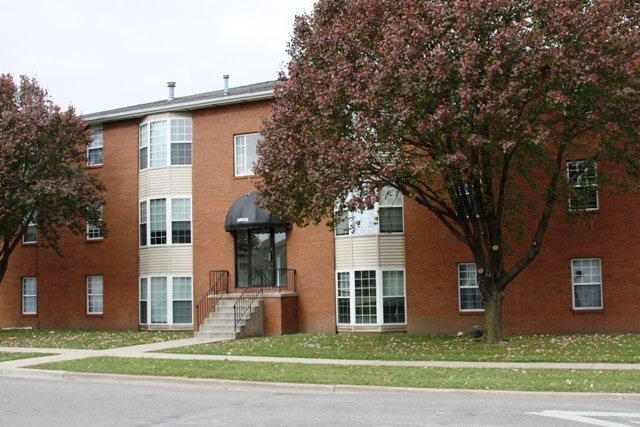 Building Photo - 1802 Rainbow Ave