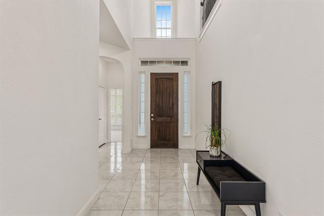 Photo - 6101 Mickelson Way