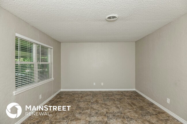 Photo - 405 S Judd St