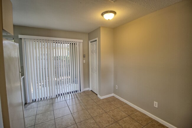 Photo - 2806 Wadsworth Ave