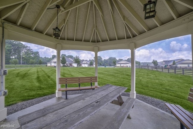 Photo - 1465 Lightner Pl