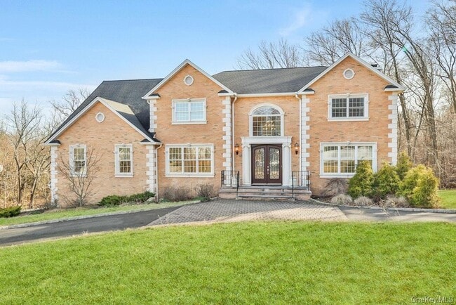 Photo - 34 Renfrew Rd