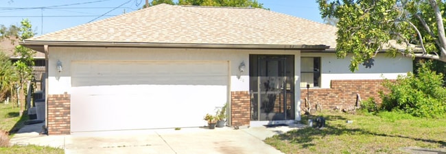 Building Photo - 3 Bed / 2 Bath Home in Venice - Rent with ...