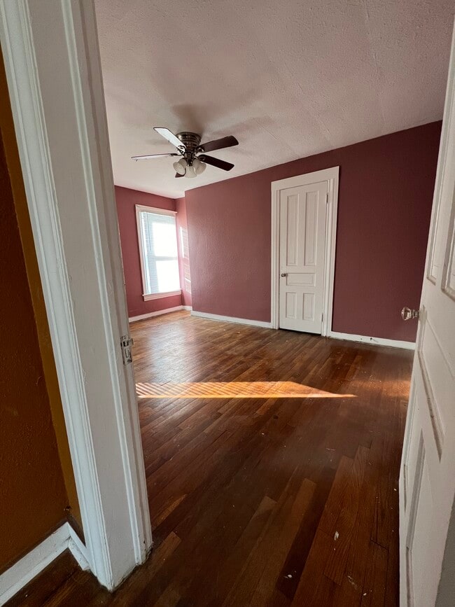 Photo - 738 Griswold St