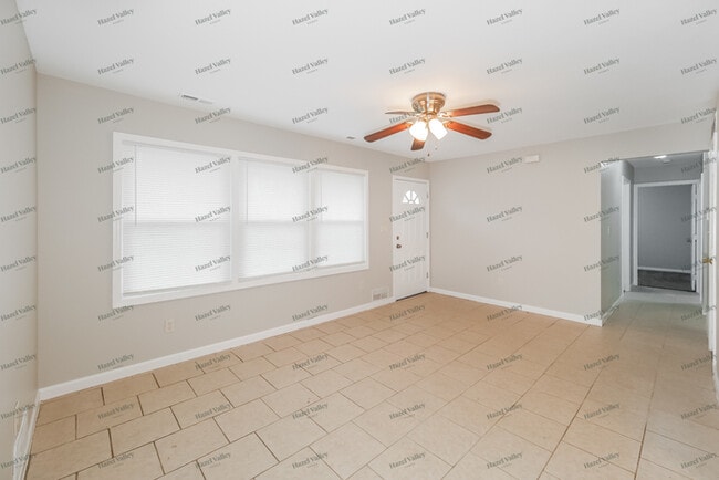 Photo - 11426 Palmer Ave