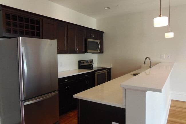 Photo - Hendrick Hudson