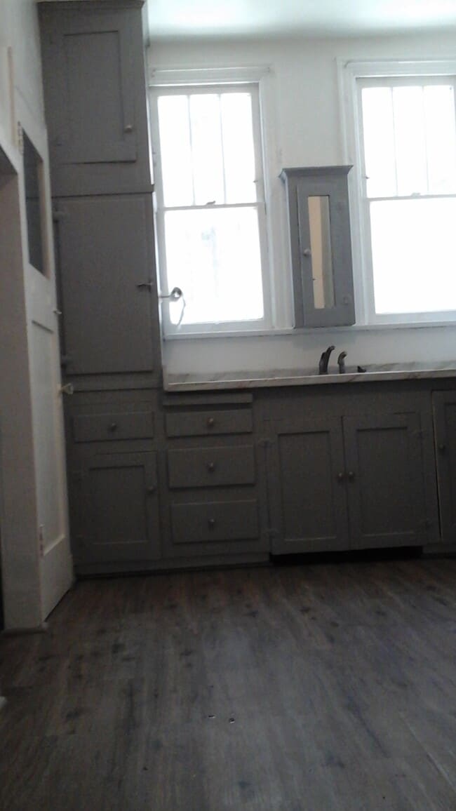 Photo - 427 N Genesee Ave Unit 427