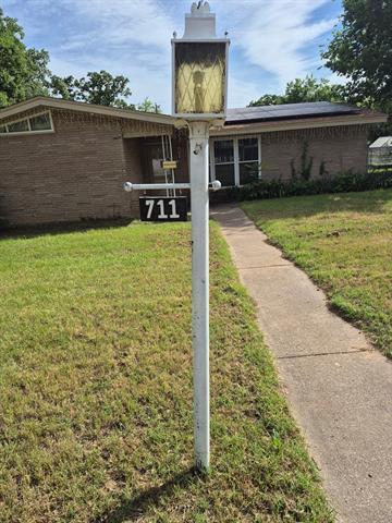 Photo - 711 Cherry St