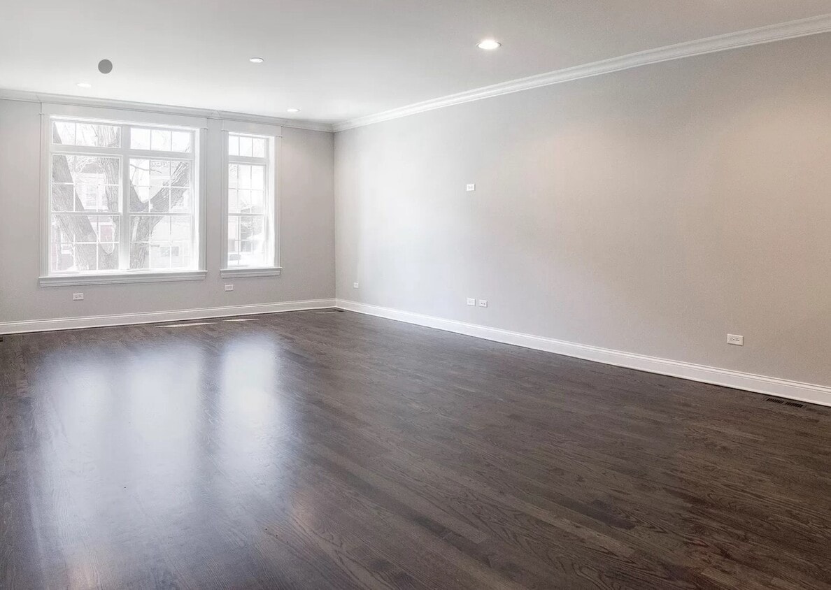 Photo - 4113 N Western Ave (Chicago, IL)
