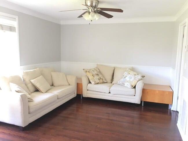 Photo - SOON AVAILABLE POOLSIDE CONDO!