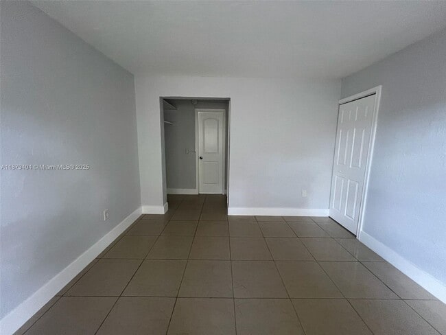Building Photo - 1281 NW 60th St Unit 6