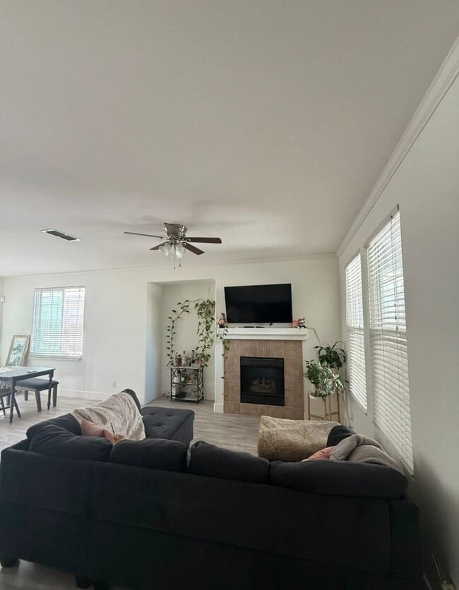 Photo - Adorable 3 bedroom 2 bath home