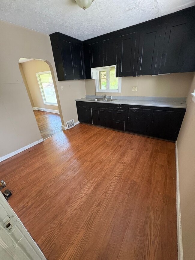 Photo - Section 8 Accepted, 3 Bedroom Single-Family Home