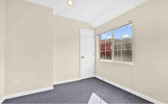 Photo - 88-20 70th Rd