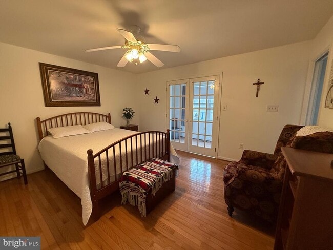 Photo - 12 Portsmouth Rd