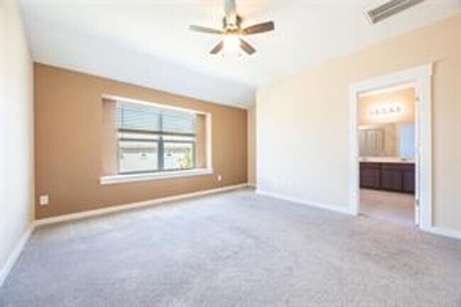 Photo - Spacious Condominium