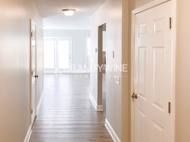 Photo - 3208 Glenloch Pl