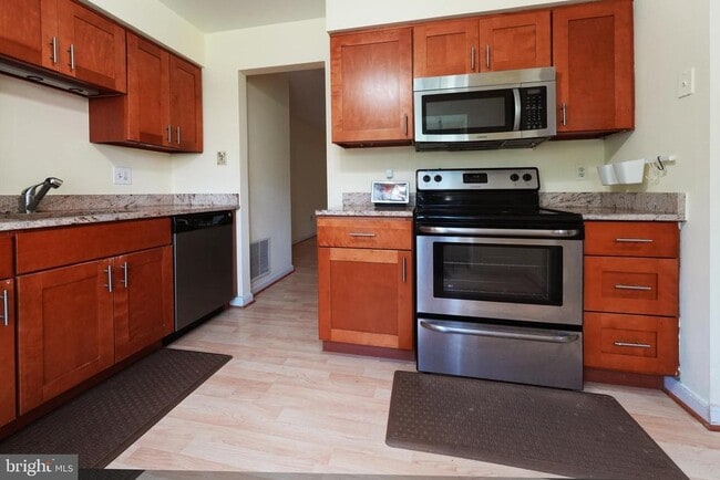 Photo - 18819 Birdseye Dr