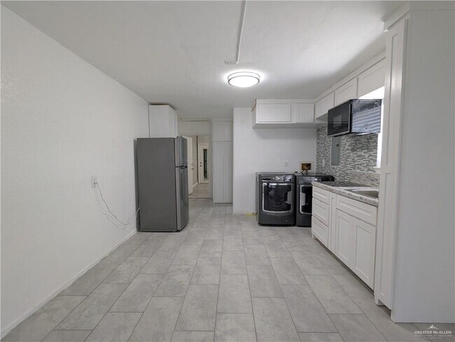 Photo - 6 Taylor N Rd