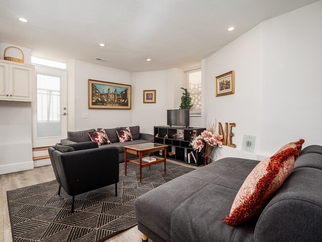 Photo - 2 Buckley Ave Unit 2 Buckley Ave