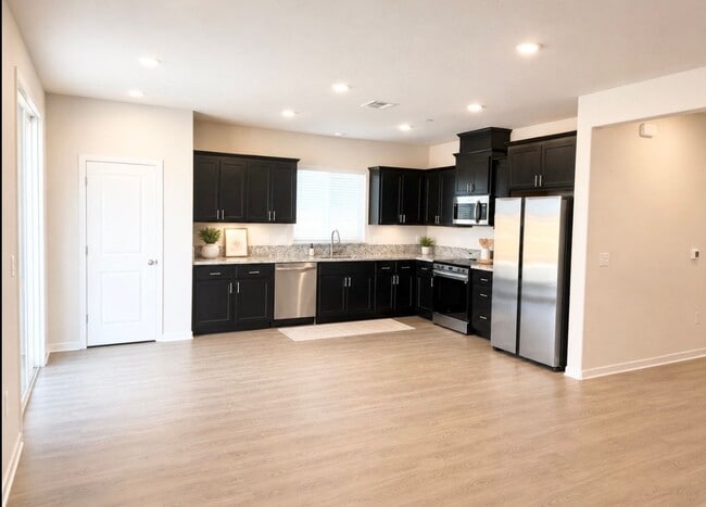 Photo - 3941 Slab St