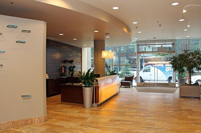 Photo - Epitome of Luxury: Spacious 2 Bedroom Pent... Unit 1205